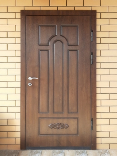 Морозостойкая дверь с МДФ