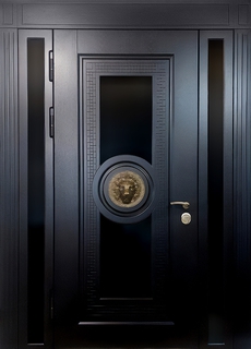 Входная остекленная группа с терморазрывом и декором «лев» (панели МДФ с фрезеровкой)